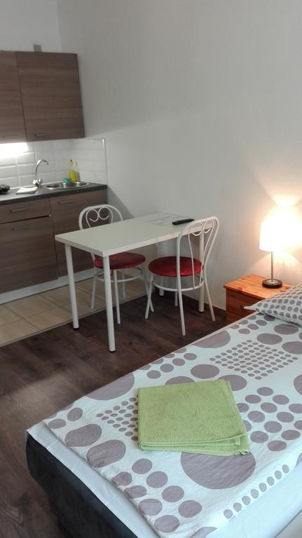 West City Apartments Будапеща Екстериор снимка